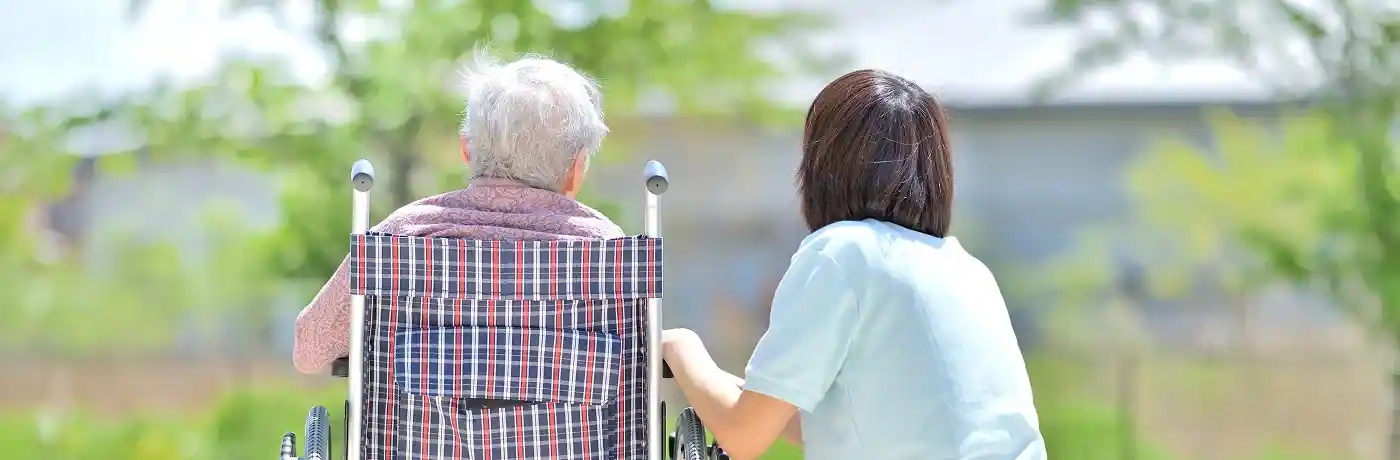 厚生労働省発出の運用マニュアルを全解説！ 会計事務所が担う介護経営情報“報告代行”の実務 ～義務化を契機とした介護特化戦略の進め方～